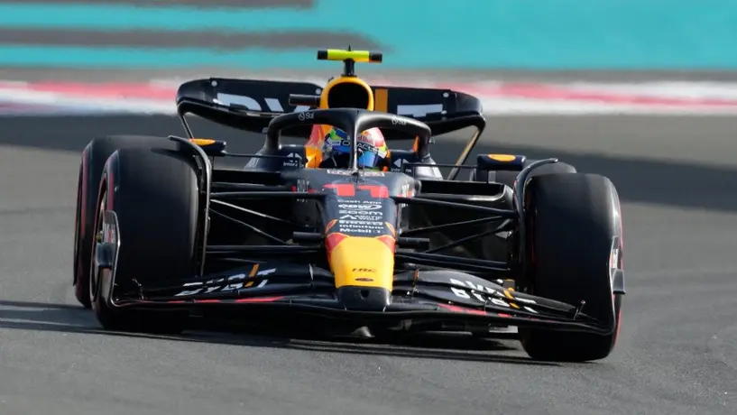 Checo Pérez largará P9 en el GP de Abu Dhabi; Verstappen logra pole position