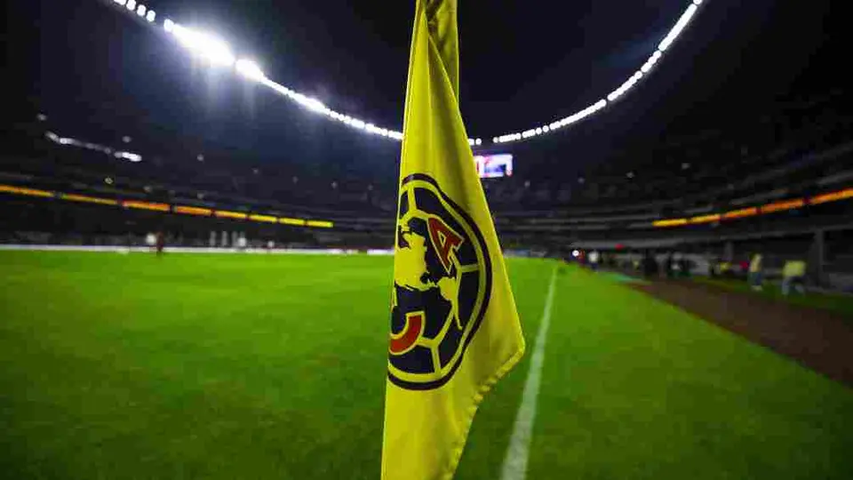 ¡Ni la lluvia los detiene! Afición de América hizo una gran fiesta afuera del Estadio Azteca