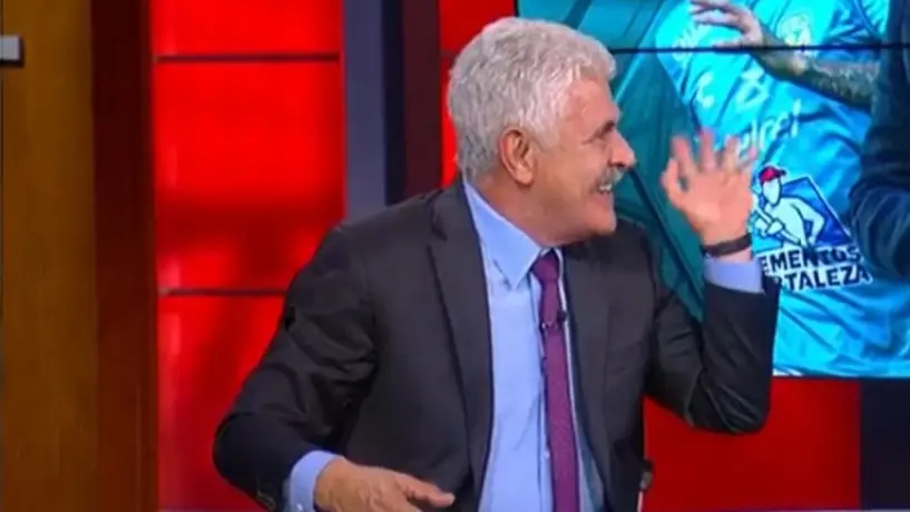 Tuca Ferretti criticó el color del uniforme de América con el que jugó ante León