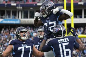 Jaguars se despiden de los Playoffs tras perder ante Tennessee