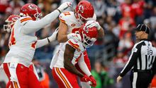Chiefs mantiene liderato de la AFC Oeste tras vencer sin complicaciones a Patriots