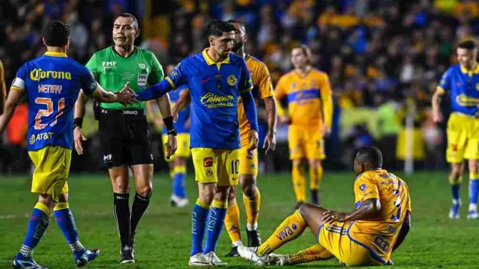 ¿Arbitraje antiamericanista? La Gran Final entre América y Tigres ha tenido varias polémicas