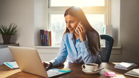Ley Federal del Trabajo: ¿Qué sucede si mi jefe me habla o escribe fuera del horario laboral?