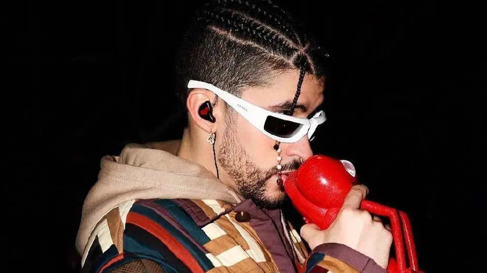¿Nuevo sencillo de Bad Bunny? IA crea canción de Cepillín usando la voz del reguetonero