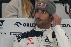 ¿Checo Pérez tiene los días contados en Red Bull? Daniel Ricciardo apunta a quitarle su lugar