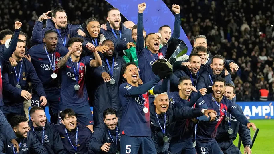 Paris Saint-Germain, con gol de Mbappé, vence al Toulouse y gana la Supercopa de Francia
