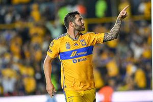 ¿Jugará en la Kings League? Gignac ya pidió el número 10 en el equipo de Chicharito