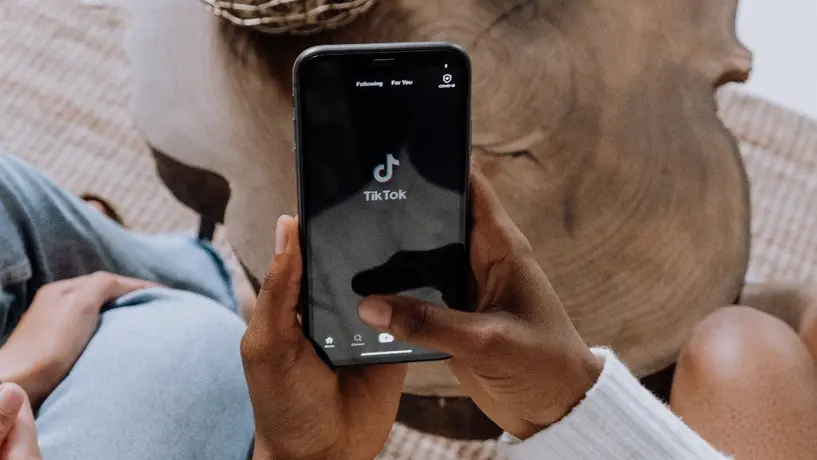 ¿Cómo surgió el trend que invade TikTok sobre "descuido Venga la Alegría"?