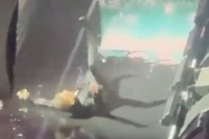 Luis Miguel sufre fuerte caida del escenario en su concierto en CDMX