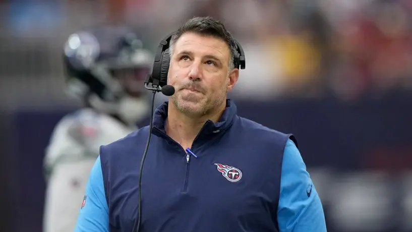 ¡Uno más! Titans despiden a Mike Vrabel
