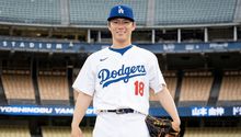 Yoshinobu Yamamoto es presentado como nuevo jugador de Los Angeles Dodgers