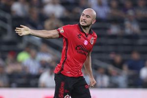 ¡Felizmente casado! Carlos González presume su boda en plena pretemporada con Xolos