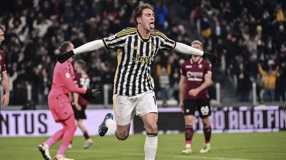 ¡Cómo extrañan a Ochoa! La Juve goleó 6-1 al Salernitana en la Copa Italia