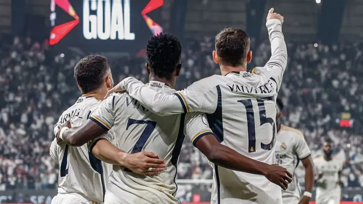 Real Madrid golea al Barcelona y se corona como campeón en la Supercopa