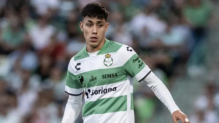 ¡Omar Campos será nuevo jugador del LAFC de la MLS