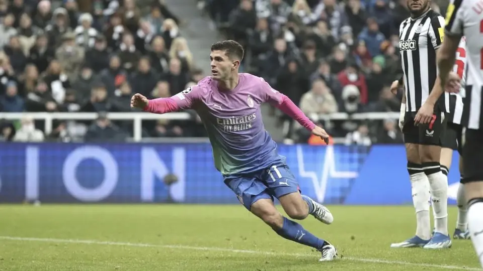 Newcastle cae ante el Milan y se queda sin competiciones europeas para 2024