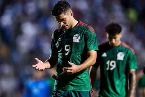 Christian Martinoli 'tunde' a Raúl Jiménez: 'Para Selección, ya no está'