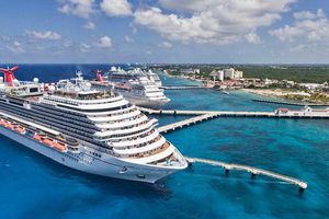 Más de cinco millones de turistas en crucero, visitaron Quintana Roo en 2023