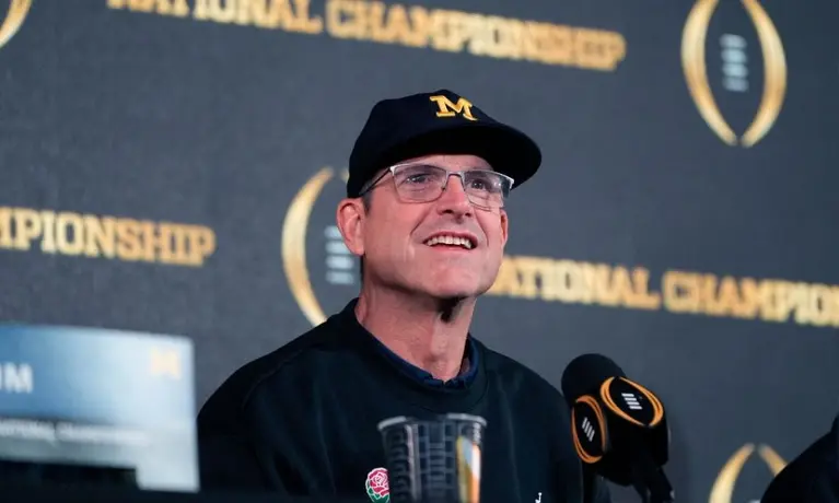 NFL: Jim Harbaugh es nuevo entrenador en jefe de Los Angeles Chargers