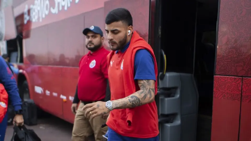 Alexis Vega ya entrenó y conoció a sus compañeros en Toluca