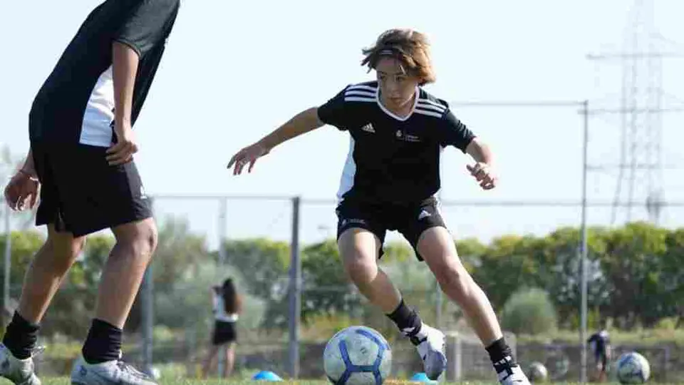 Sobrino de Luis Miguel, Pierre Alexander, promete jugar con Real Madrid en el Bernabéu