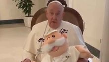 ¡Reunión especial! Papa Francisco y Dr. Simi se encontraron en el Vaticano