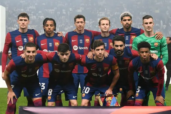 Xavi acepta responsabilidad y pide perdón por humillante derrota de Barcelona en la Supercopa
