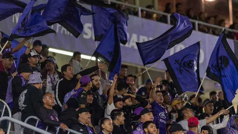 ¡Se armó la bronca! Barras de Mazatlán y Atlético de San Luis terminaron en los golpes