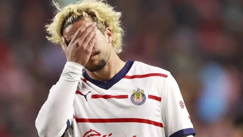 Álvaro Morales revienta a Chivas por empate ante Tijuana: 'Equipo de mediocres'