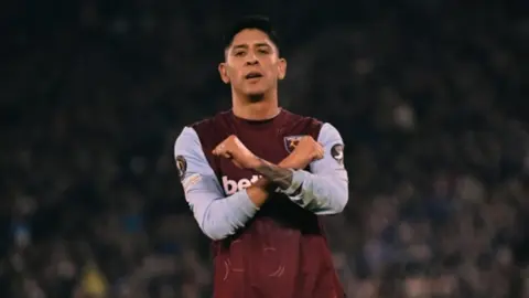 Edson Álvarez sobre ser capitán de West Ham: 'Hay que ir paso a paso'