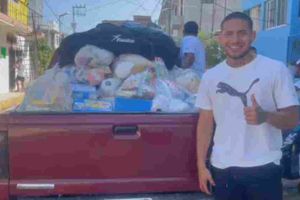 ¡Hombre de palabra! Bryan Mendoza repartió víveres para damnificados por el Huracán Otis