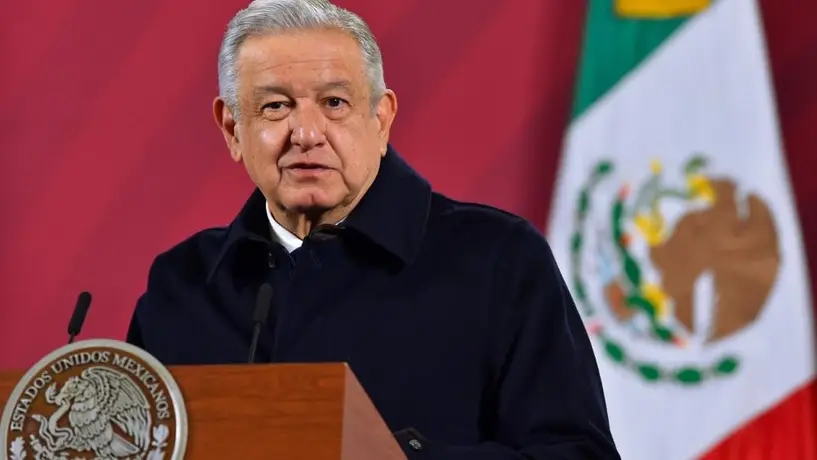 Andrés Manuel López Obrador se disculpa con la diputada Salma Luévano