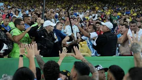 Lisandro Martínez 'explotó' en redes sociales por los incidentes previos al Brasil vs Argentina