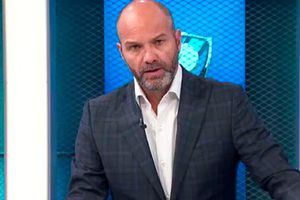 ¡Se enojó! Luis García aventó taza de café en debate sobre América con 'Warrior'