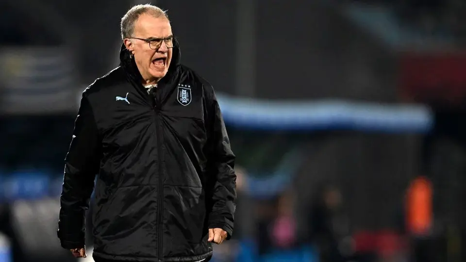 ¡De alumno a maestro! El mensaje de Scaloni a Bielsa: 'Te deja marcado'