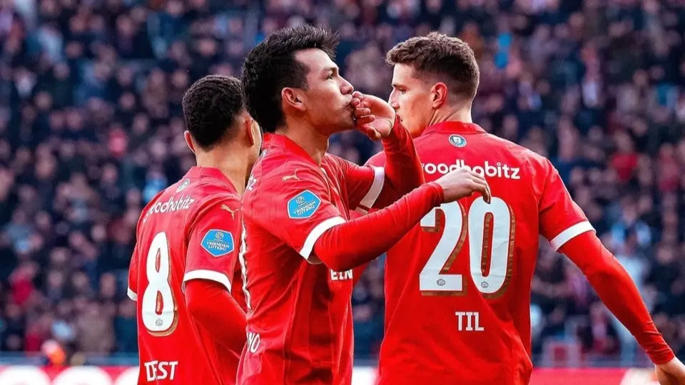 'Chucky' Lozano con posibilidades de jugar con PSV ante AZ Alkmaar tras su lesión