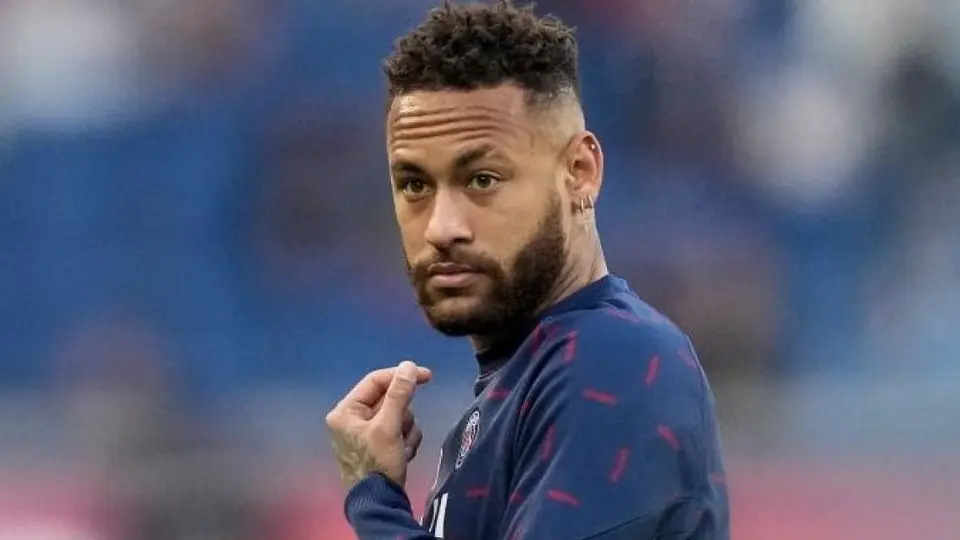 Neymar es acusado por trabajadora doméstica de explotación laboral