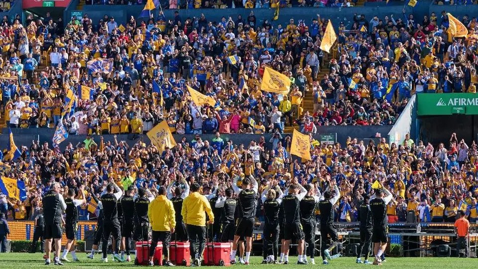 Tigres: Afición alentó a los jugadores en el último entrenamiento previo a la Final vs América