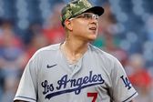 Julio Urías negocia con el equipo japonés Fukuoka SoftBank Hawks