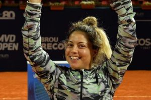Renata Zarazúa, primera mexicana en ganar un torneo WTA tras conquistar el Montevideo Open