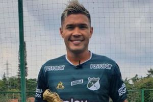 Teófilo Gutiérrez, exjugador de Cruz Azul, protagoniza pelea en partido llanero en Colombia