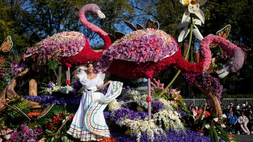 Así fue el desfile del Tazón de las Rosas 2024