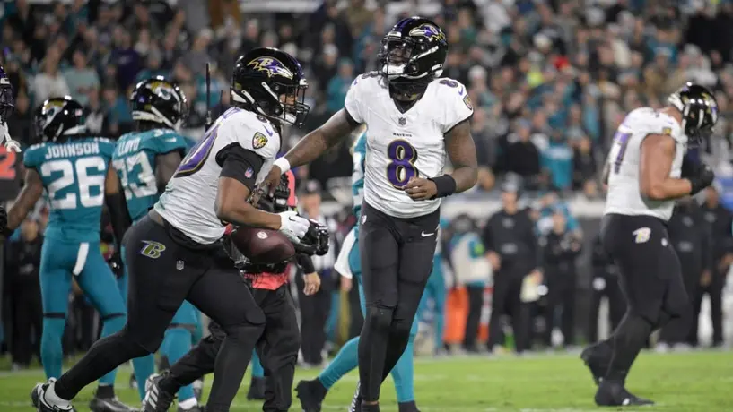 Ravens: Avanzan a Playoffs pero enfrentarán a 49ers en duelo navideño