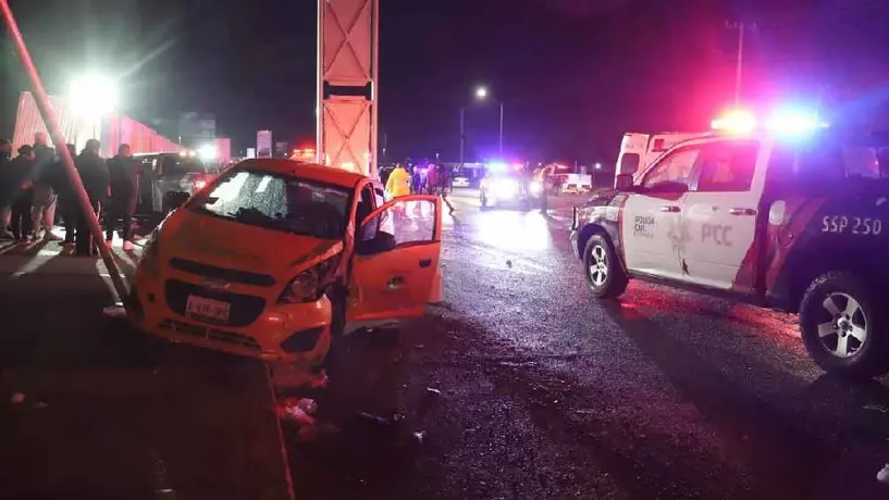 Aficionados son atropellados por camioneta afuera del Estadio Corona; una mujer perdió la vida