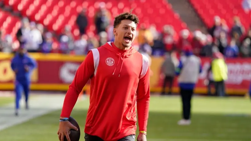 Patrick Mahomes puede ser sancionado por sus declaraciones en el juego ante Bills