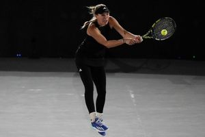 Maria Sakkari se impone a Caroline Wozniacki en el TennisFest GNP