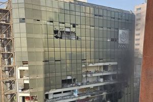 Incendio en Paseo de la Reforma se produjo por una fogata en un décimo piso