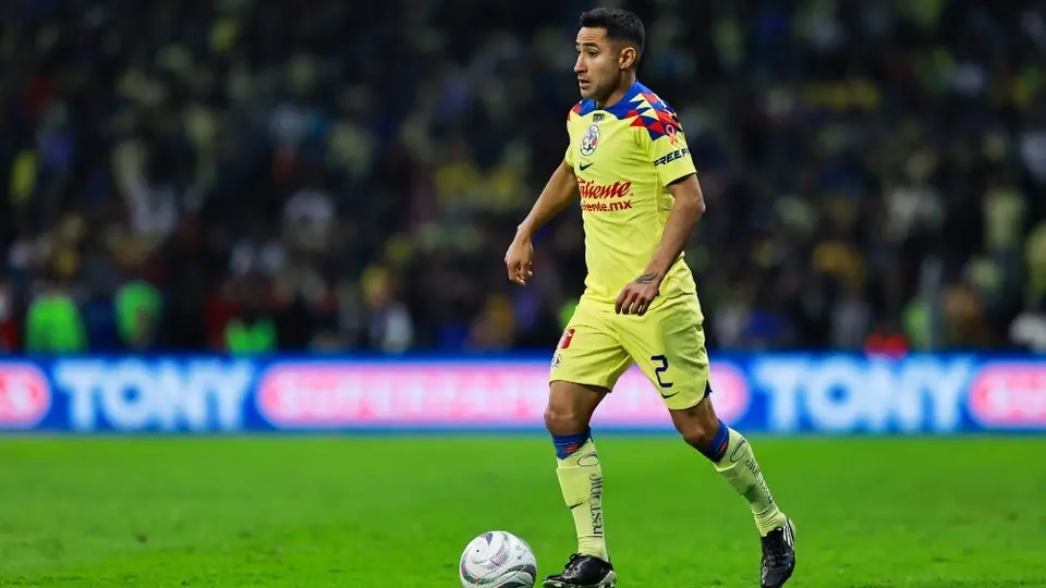 ¡No se va! América ofrece extensión de contrato para Luis Fuentes