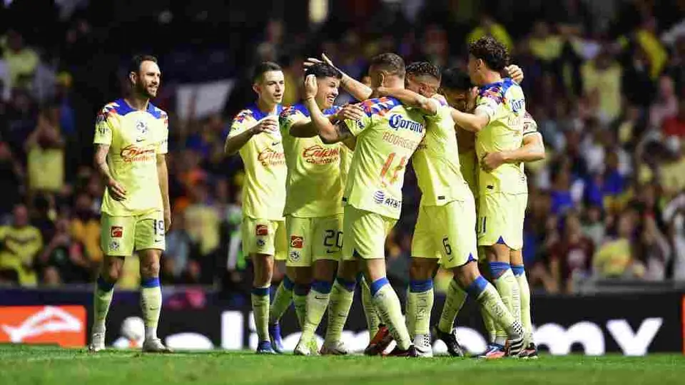 América, contra la 'maldición' del primero y tercer lugar