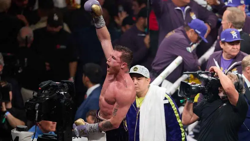 Canelo Álvarez ya tiene dos rivales para este 2024